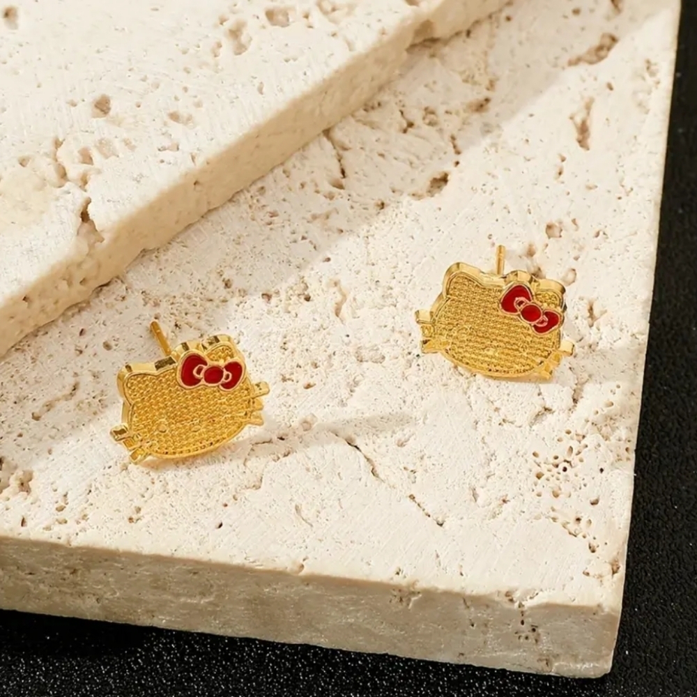 5 For $20 18k Gold Plated Sanrio Hello Kitty Stud Earrings
